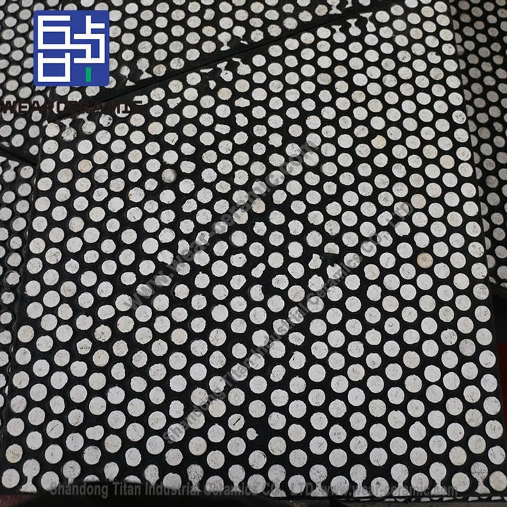 Línéar Rubair Ilchodach Ceirmeach le Pláta Cruach Tacaíochta